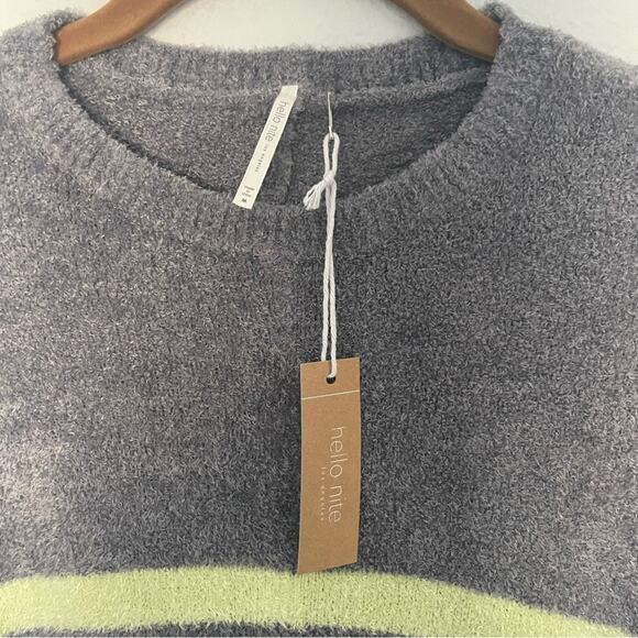 Grey & Chartreuse Green Cropped Teddy Bear Sweater NWT - Picture 3 of 6